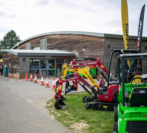 {views-images:image-caption}